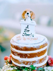 wedding-cake-toper-with-dog-shape